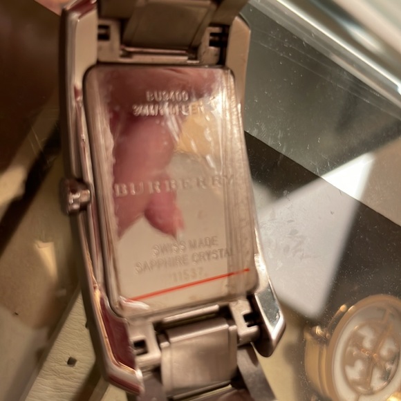 BURBERRY stainless steel watch with iconic Burberry logo plaid. - Picture 3 of 10